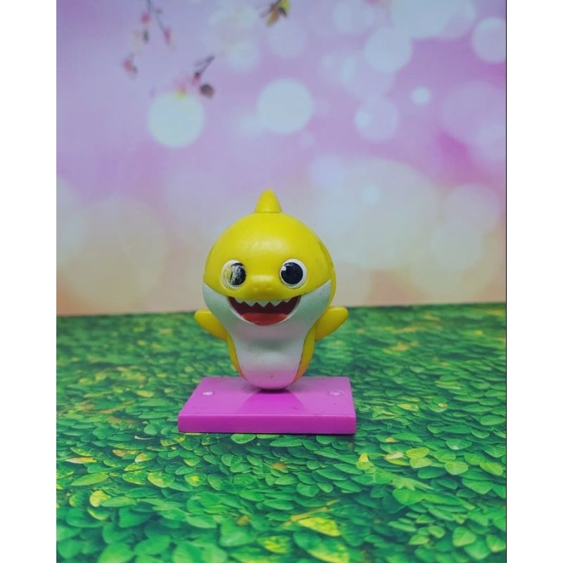 Baby Shark figure mcd happy meal