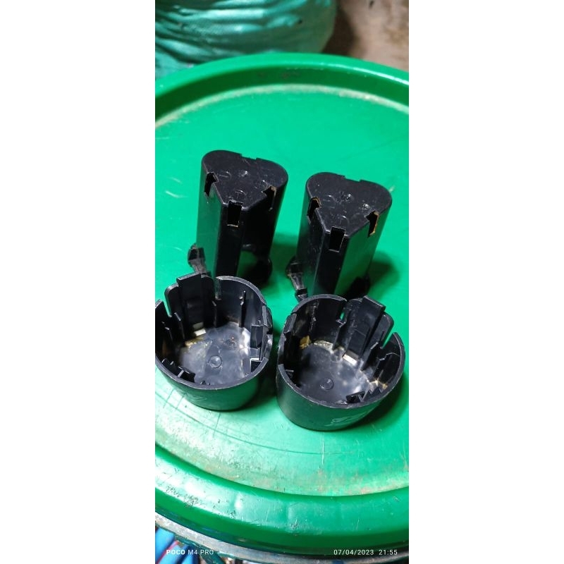Kesing Batrai Bor 12Vol BEKAS ada bekas noda karat