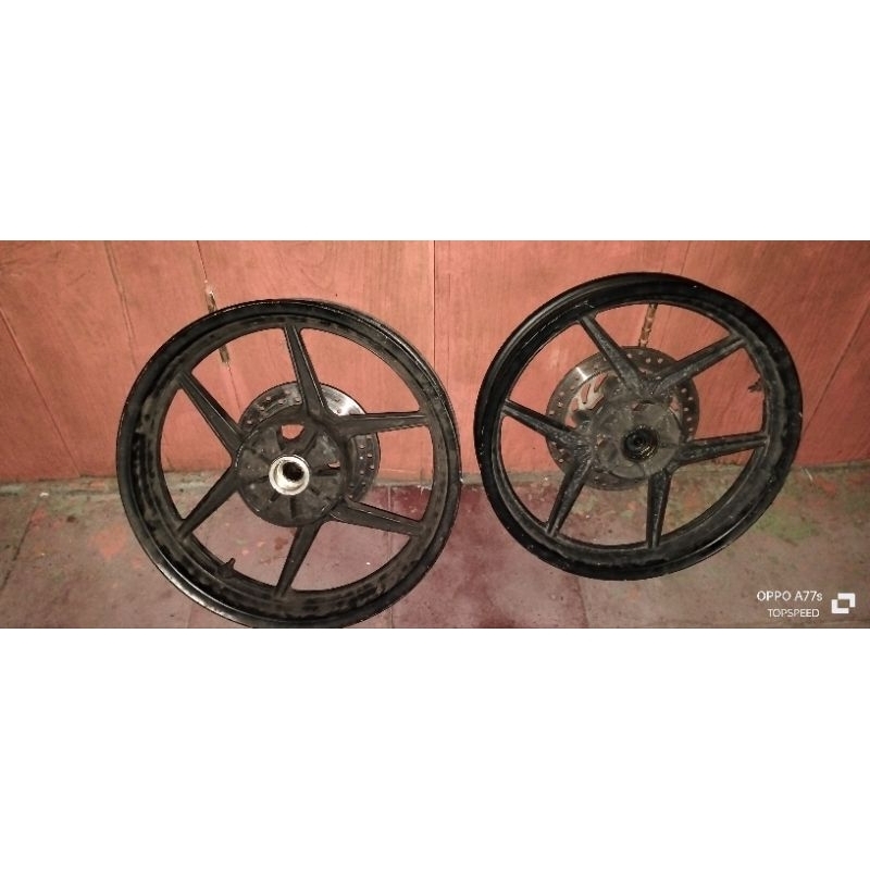 TAPAK LEBAR HONDA TIGER RING 17.MERK AXIO