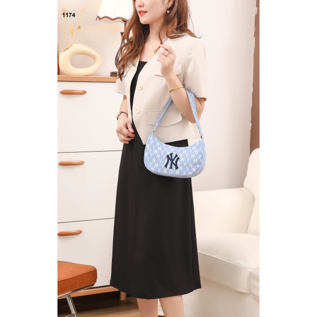 1174 N Hobo Bag