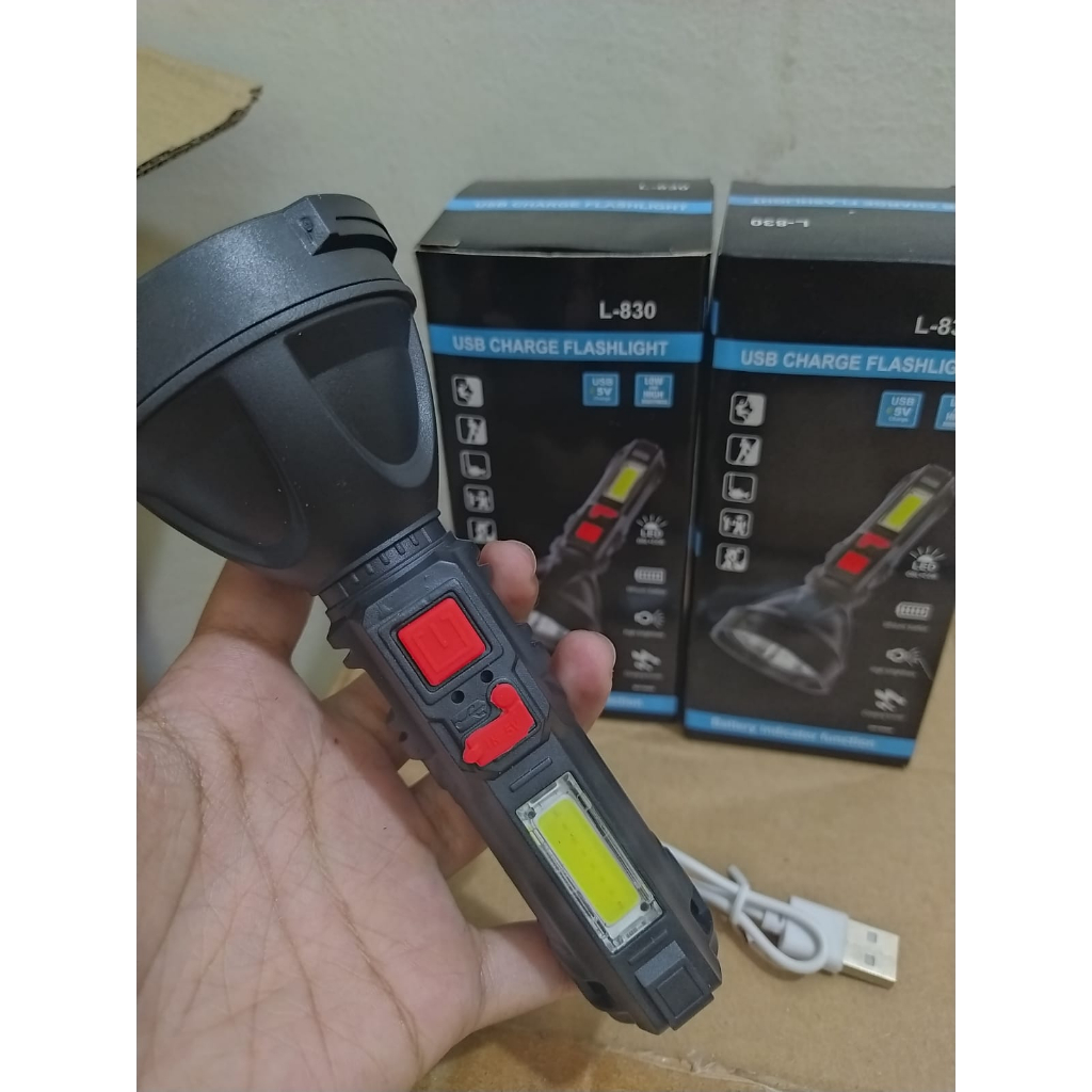 Senter LED Jarak Jauh Senter Fokus Super Terang Senter L830