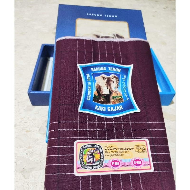 SARUNG TENUN HALUS PRIA DEWASA MERK KAKI GAJAH