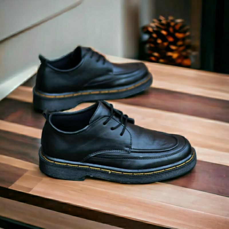 TIXE (KULIT ASLI) Sepatu Formal Pantofel Docmart Pria Kulit Asli Low Boots Casual Kerja Kekinian