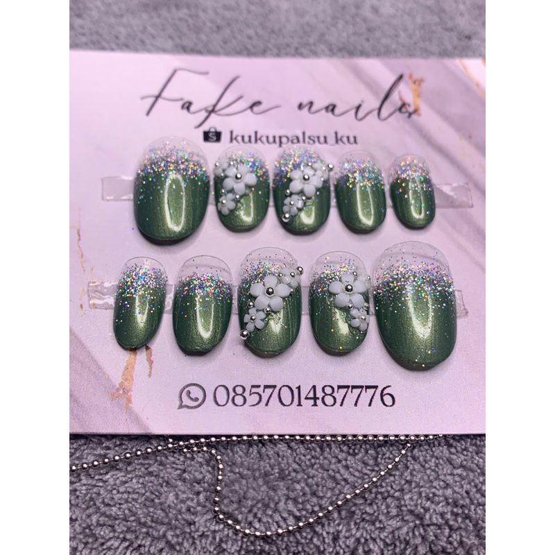 Kuku palsu pernikahan fake nail wedding nail art hijau sage glossy