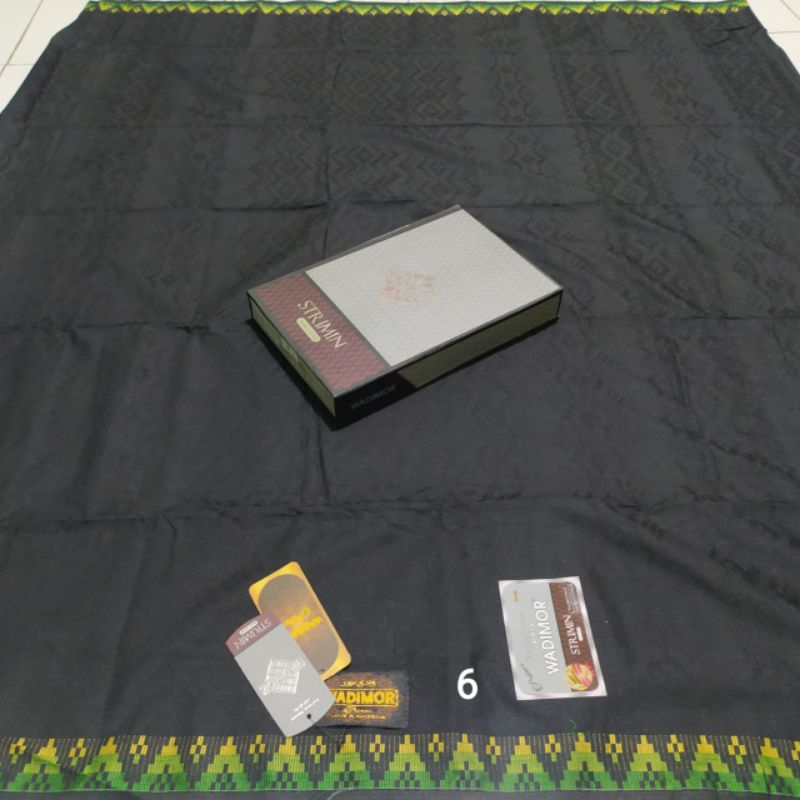 Sarung Wadimor strimin