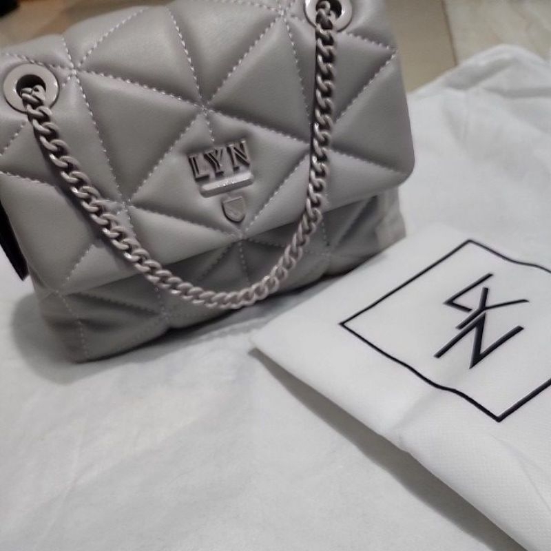 tas sling bag dan shoulder bag wanita lYn