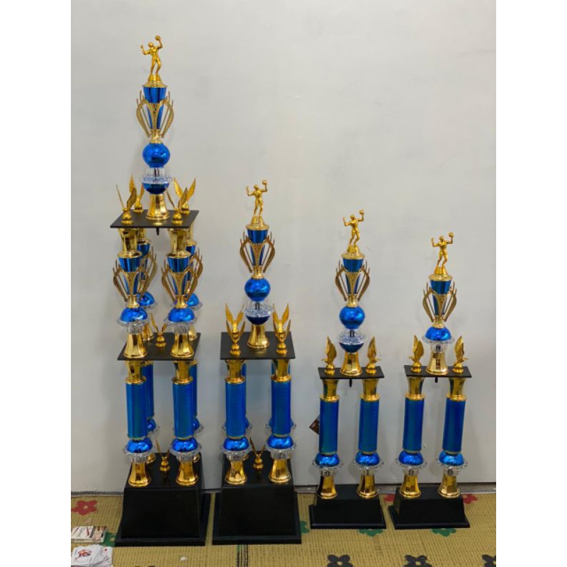 Trophy piala 1 set juara 1,2,3,4 (kaki 8,4,2,2) kode : 2