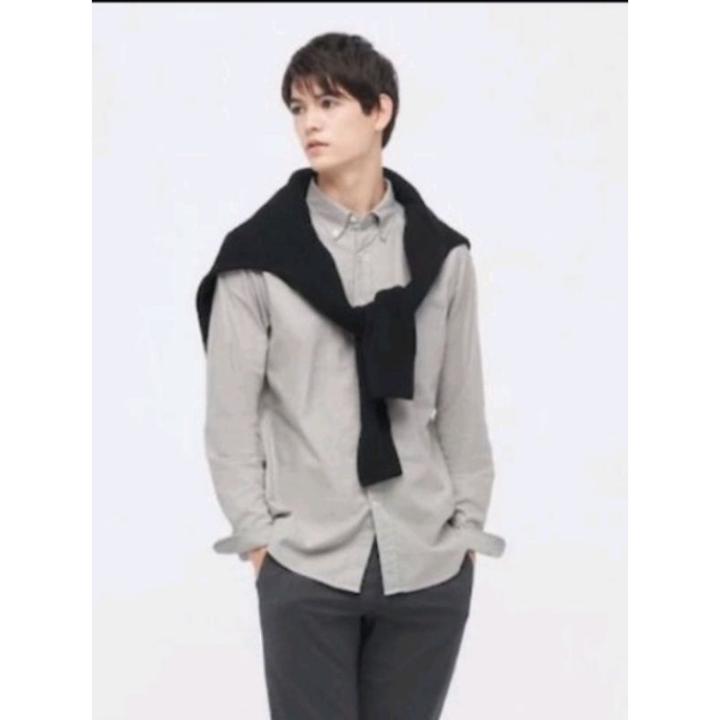 SALE  UNIQLO MEN , KEMEJA OXFORD SLIM FIT LENGAN PANJANG
