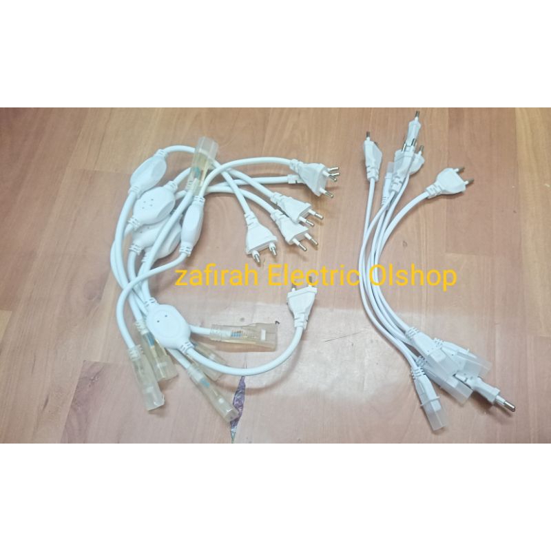 ADAPTOR/SOKET LAMPU LED SELANG