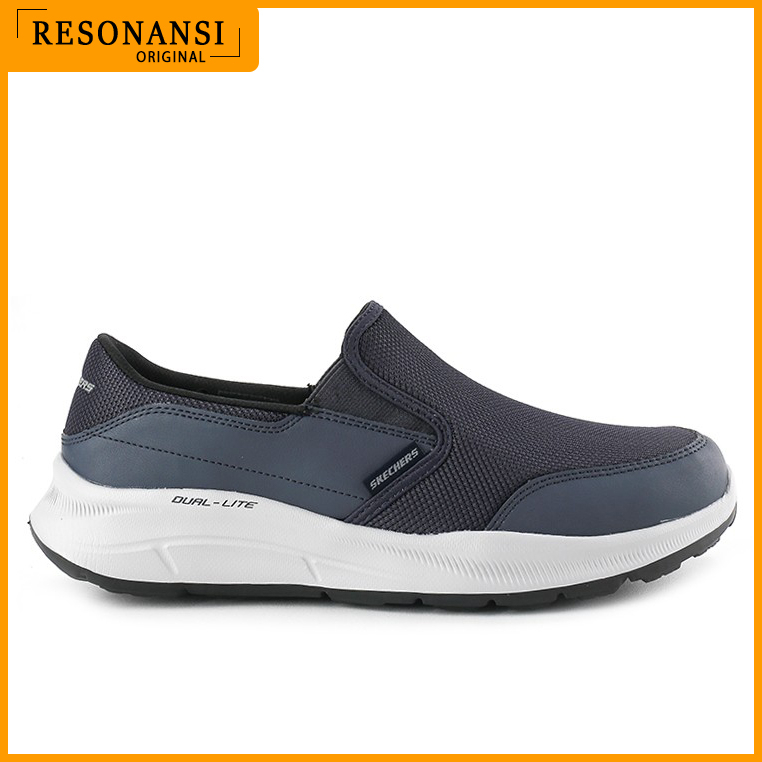 SEPATU PRIA TERBARU SKECHERS ORIGINAL SLIP ON EQUALIZER 5.0 NAVY-PUTIH