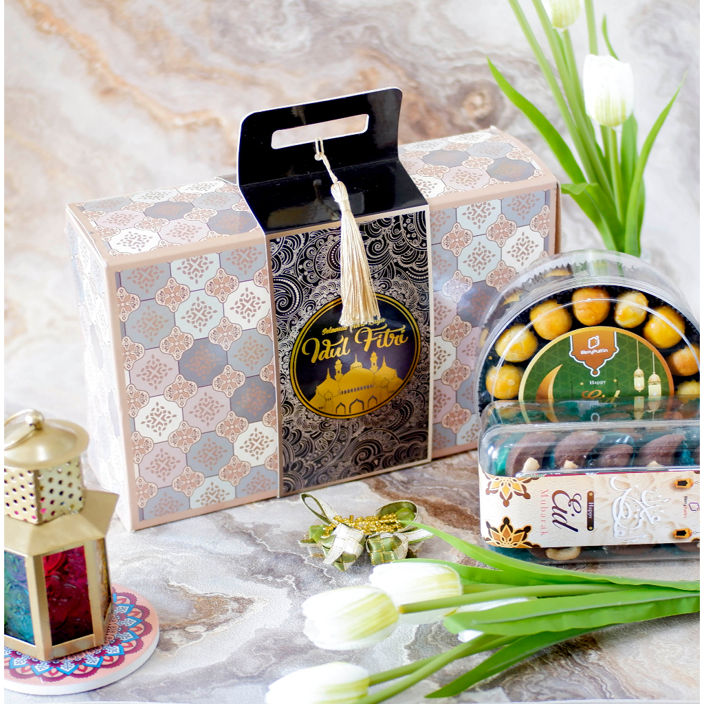 

Hampers Lebaran Kue Kering Premium - ZHAFIRA