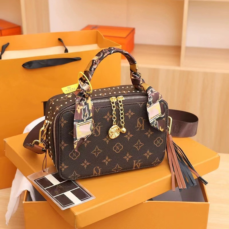 JK 3010 1KG MUAT 2PCS TAS SELEMPANG FASHION IMPORT SLINGBAG KOTAK MOTIF FLOWER U4504 T3137 E6717 E6718