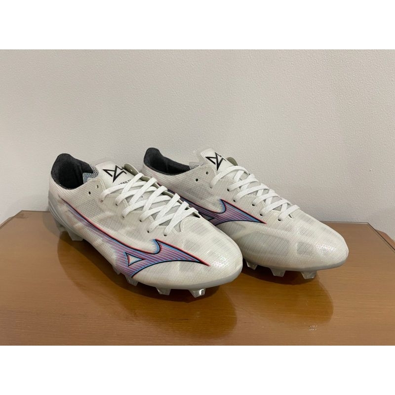 Sepatu Bola Mizuno Alpha Made in Japan White
