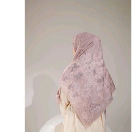 titipan ka nourma brussel scarf  heylocal id