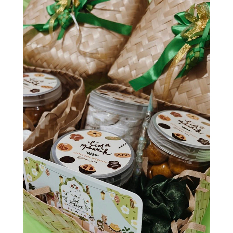 

Raya Hampers