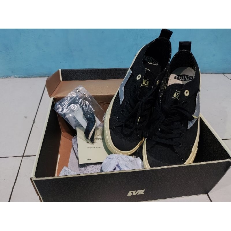 Ventela evil x papa gading, preloved