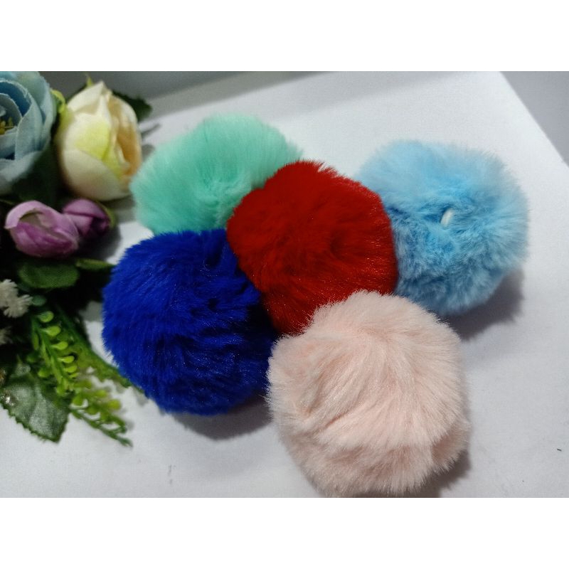 12 pcs pompom 5cm /pompom gantungan