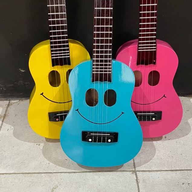 Ukulele Smile Kualitas premium