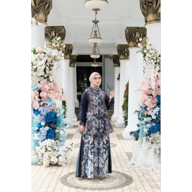 IRIS DRESS Vanilla hijab OSCAR size M - ready siap kirim