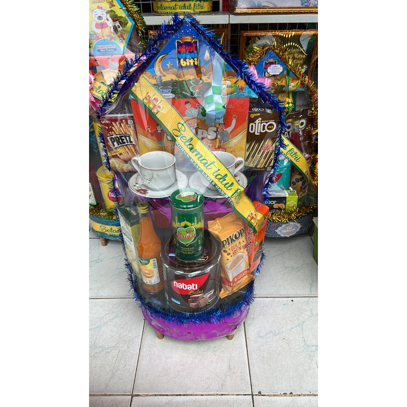 

PARCEL HAMPERS IDUL FITRI LEBARAN MAKANAN MIX GELAS