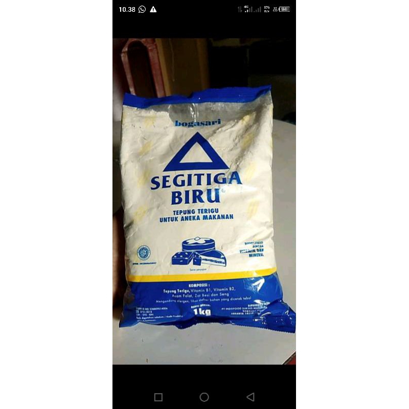 

tepung Terigu Segitiga Biru 1 kg