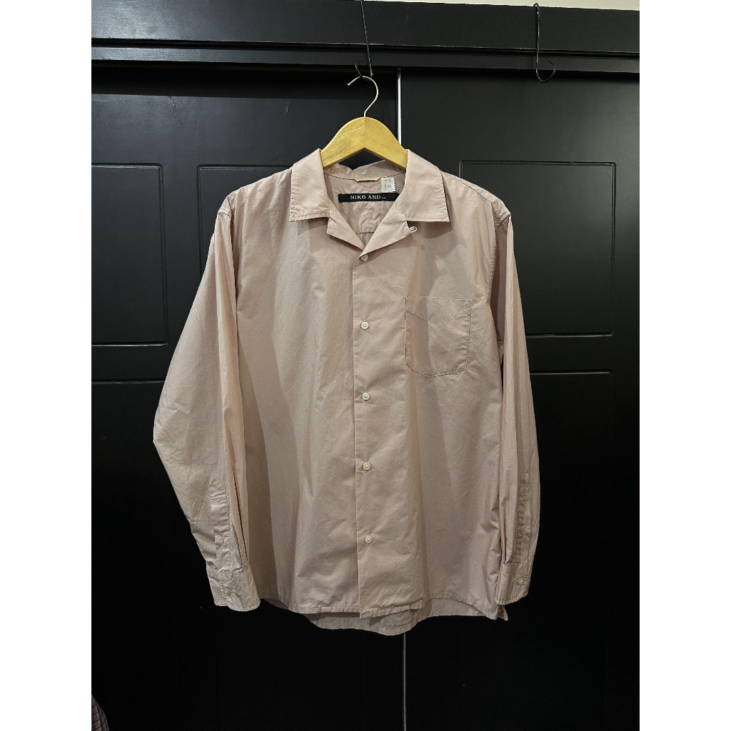 kemeja open collar niko and L
