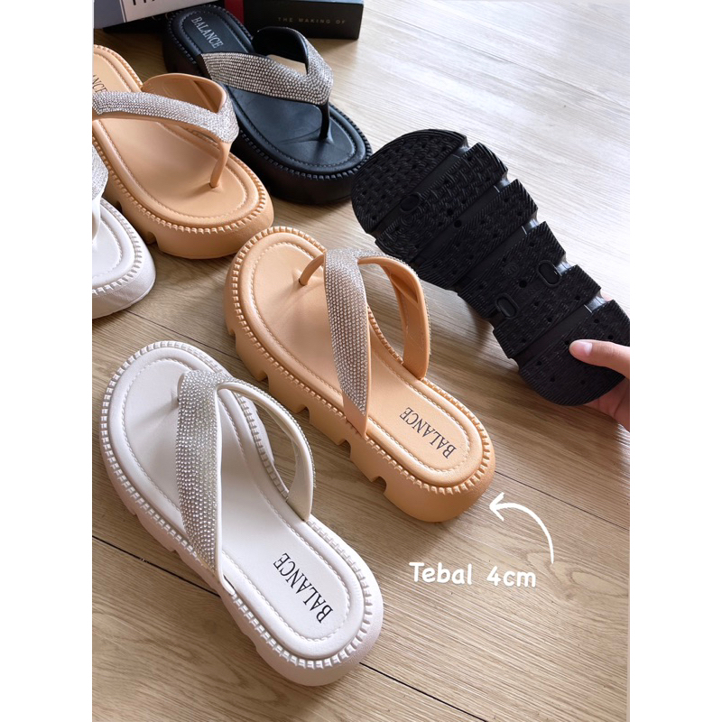 GJAZ SANDAL WEDGES JEPIT MEWAH WANITA NAMIRA