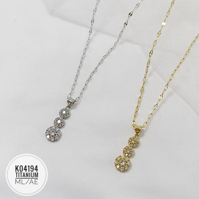 Kalung Titanium permata 3 tingkat gold K04194