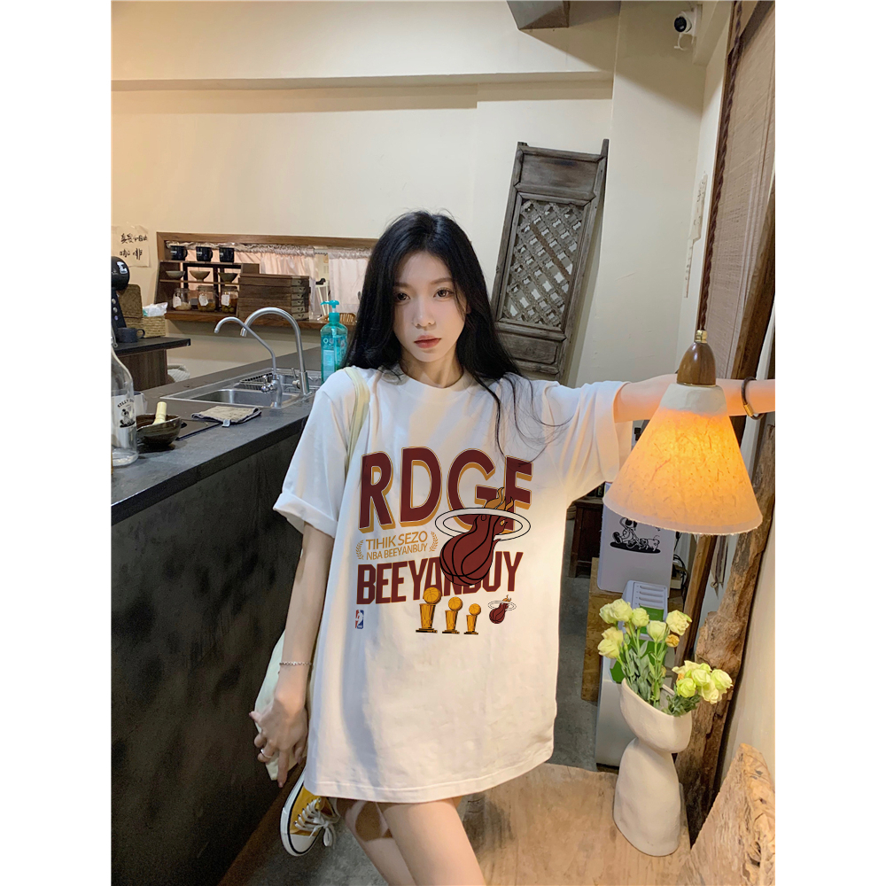 XiaoZhaiNv Kaos Atasan Oversize Wanita Basketball Pattern Lengan Pendek A0862