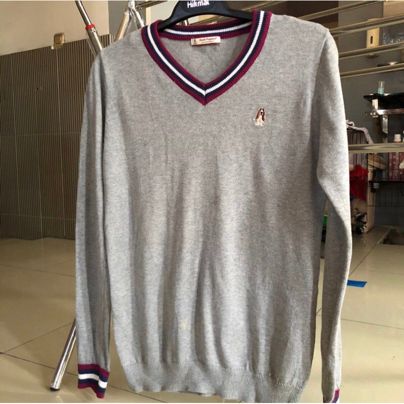 hush puppies sweater rajut abu