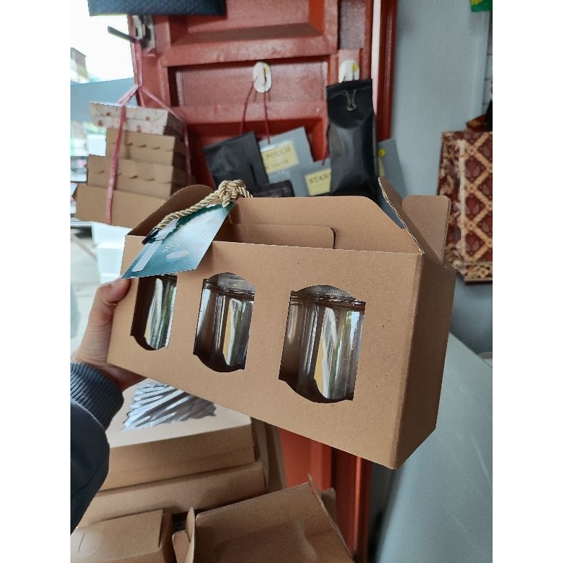 Box EFLUTE 28x10x12 Paper Bag Kue Lebaran Paper Bag Toples Kue Box Toples Kue Box Hampers Paper Bag Hampers Box Parsel Paper Bag Lebaran Paper Bag Idul Fitri