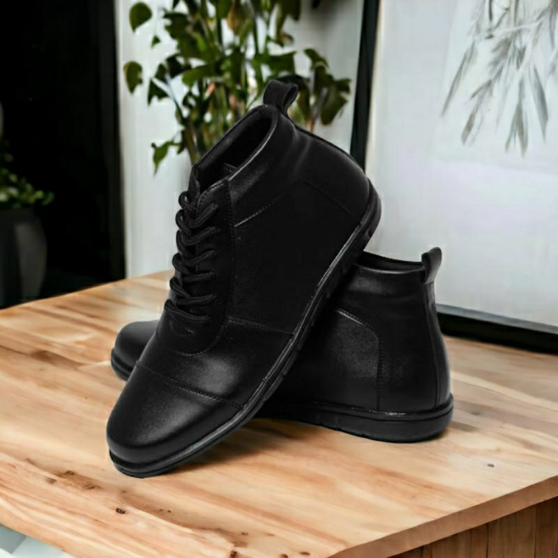 AGY Sepatu Formal Pria Pantofel Boots Kerja Kantor Casual Warna Hitam