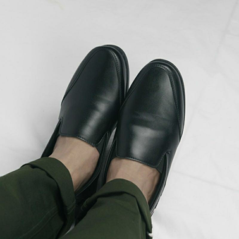 IMN1687 Sepatu Formal Pria Pantofel Slip On Kulit Kerja Kantor Casual