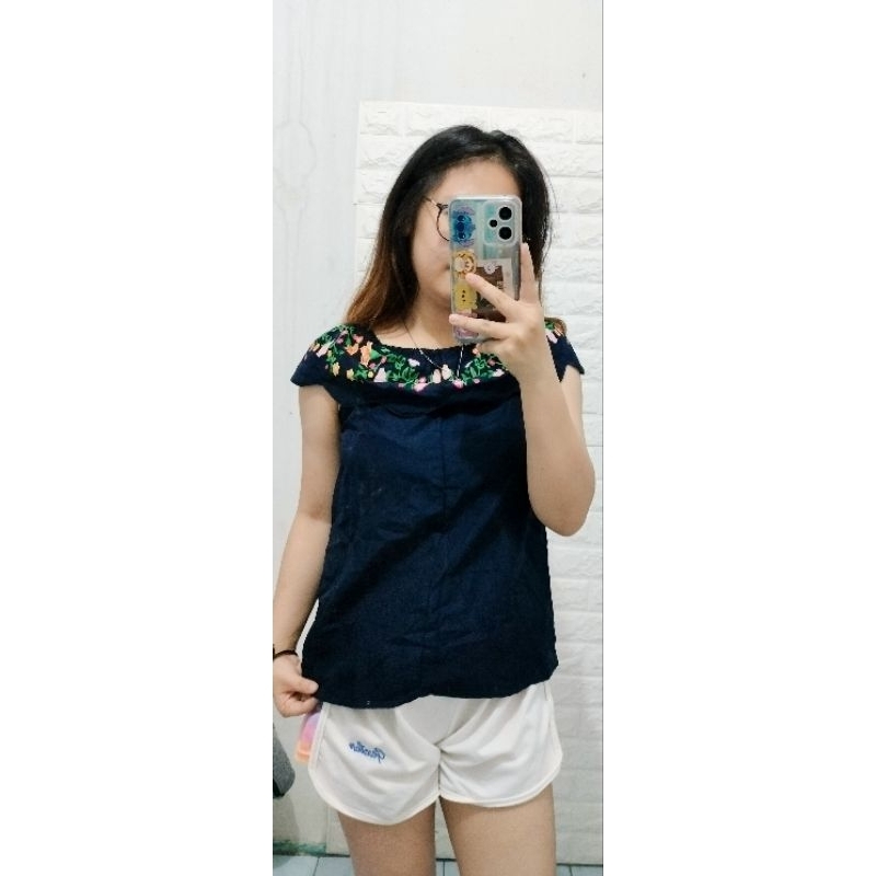 preloved baju sabrina wanita bunga navy