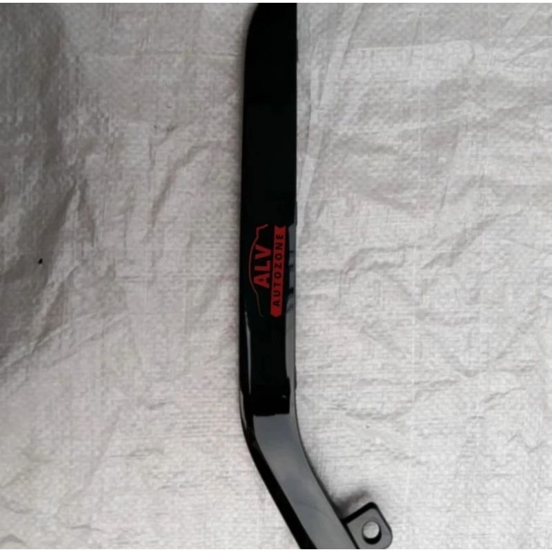 GARNISH BAWAH HITAM KANAN BUMPER DEPAN ORIGINAL MITSUBISHI XPANDER (ULTIMATE, SPORT, EXCEED, GLS & G