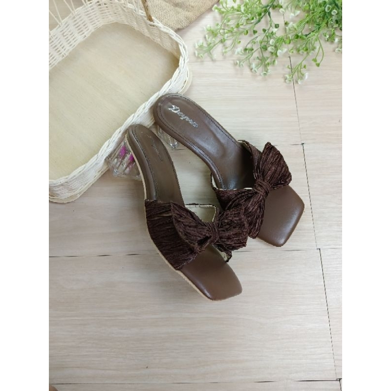 Heels Kaca/ Heels Wanita