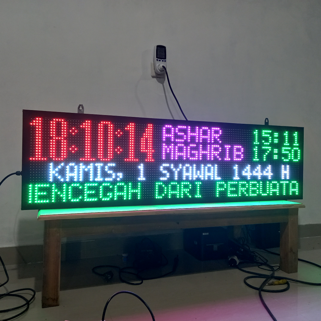 Running text jam jadwal sholat full color RGB 133x40cm P10