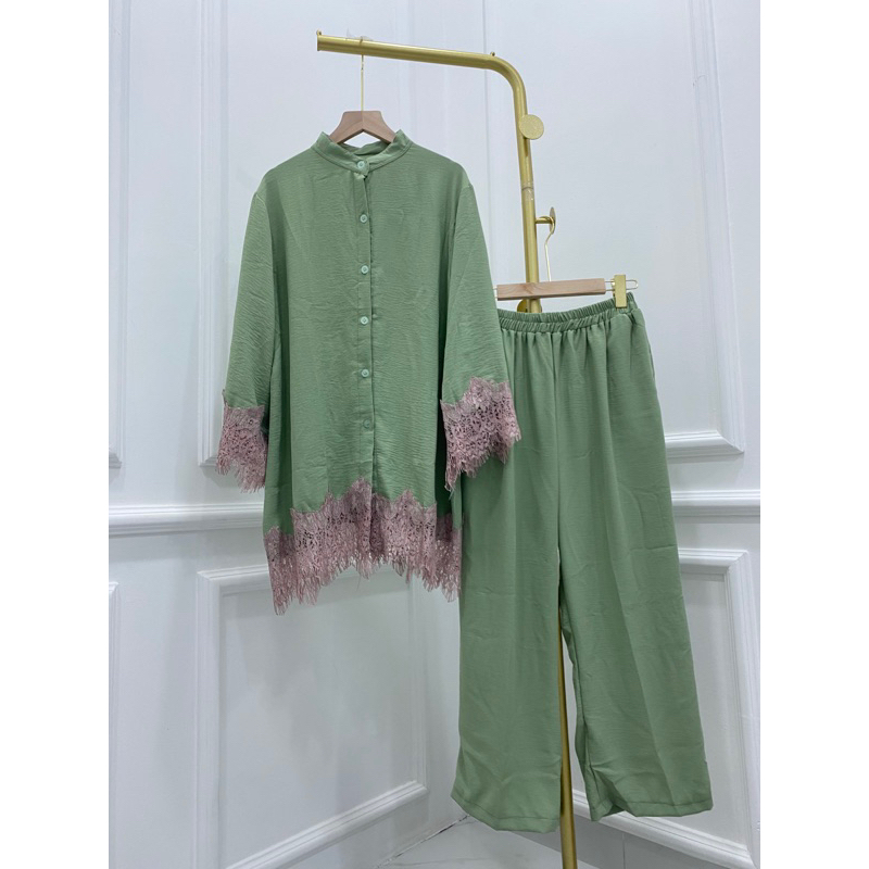 ONE SET CRINKLE AIRFLOW YASMIN JUMBO LEBARAN MEWAH BRUKAT RENDA COUPLE KELUARGA MURAH GROSIR