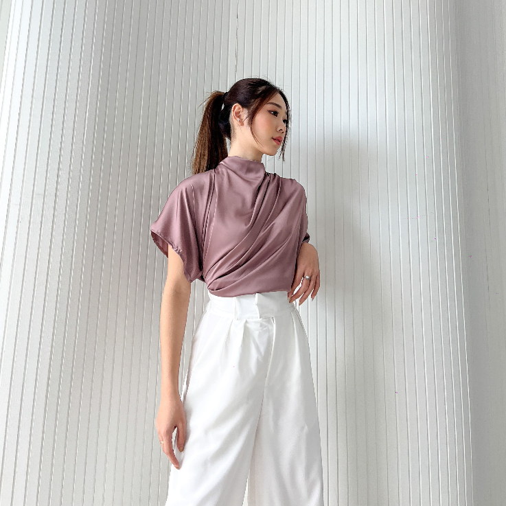 Keily Satin Loose Top / Blouse Kasual / Satin Top / Korean Style