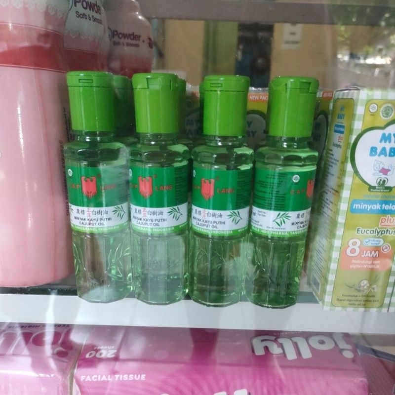 Minyak kayu Putih Cap Lang 60 ml