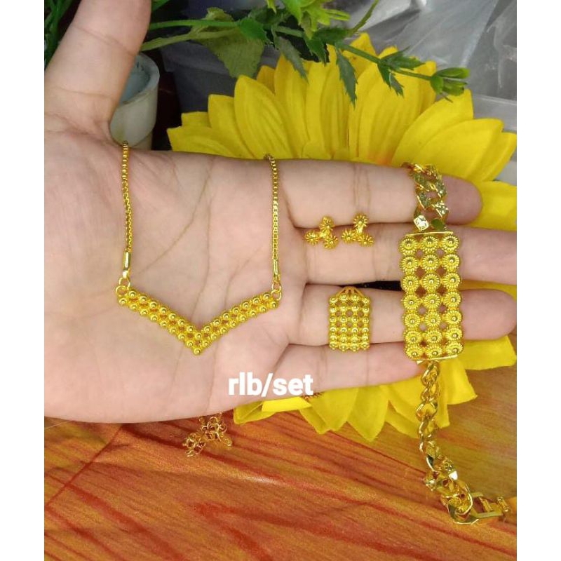 Set Matahari Replika emas 24k koleksi NBC.medan ,awet,  bisa disepuh ulang,kalung,gelang,cincin,anting