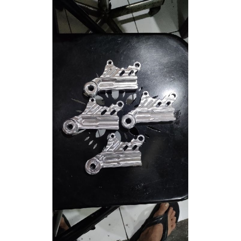 breket kaliper cnc satria 2tak belakang