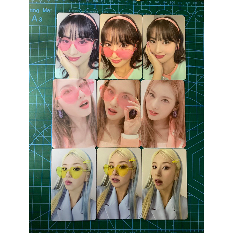 Photocard TWICE Nayeon Jeongyeon Momo Sana Jihyo Mina Dahyun Chaeyoung Tzuyu Formula of Love fol spe