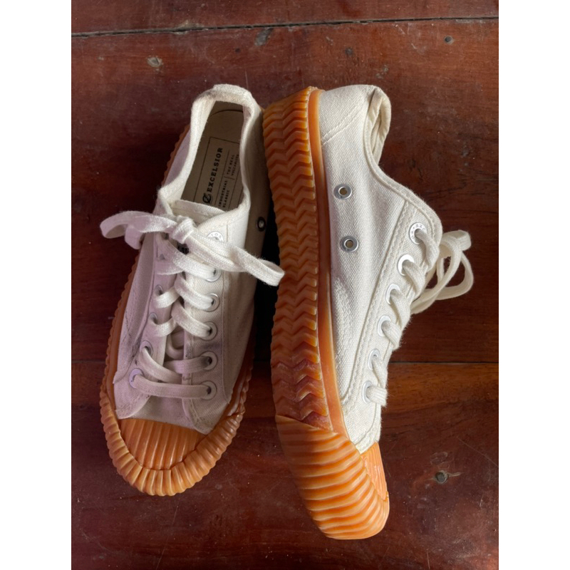 SNEAKERS EXCELSIOR WHITE SUPER CAKEP KEREN (ex)