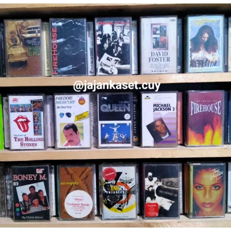 KASET PITA QUEEN ROLLING STONES MR BIG FIRE HOUSE VAN HALEN BARANG UNIK BARANG JADUL BARANG ANTIK KASET PITA KASET