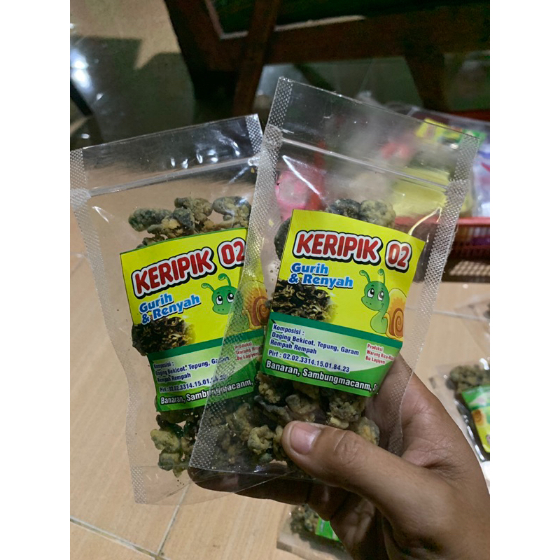 

keripik 02 (bekicot) bu lagiyem per 50gr/250gr