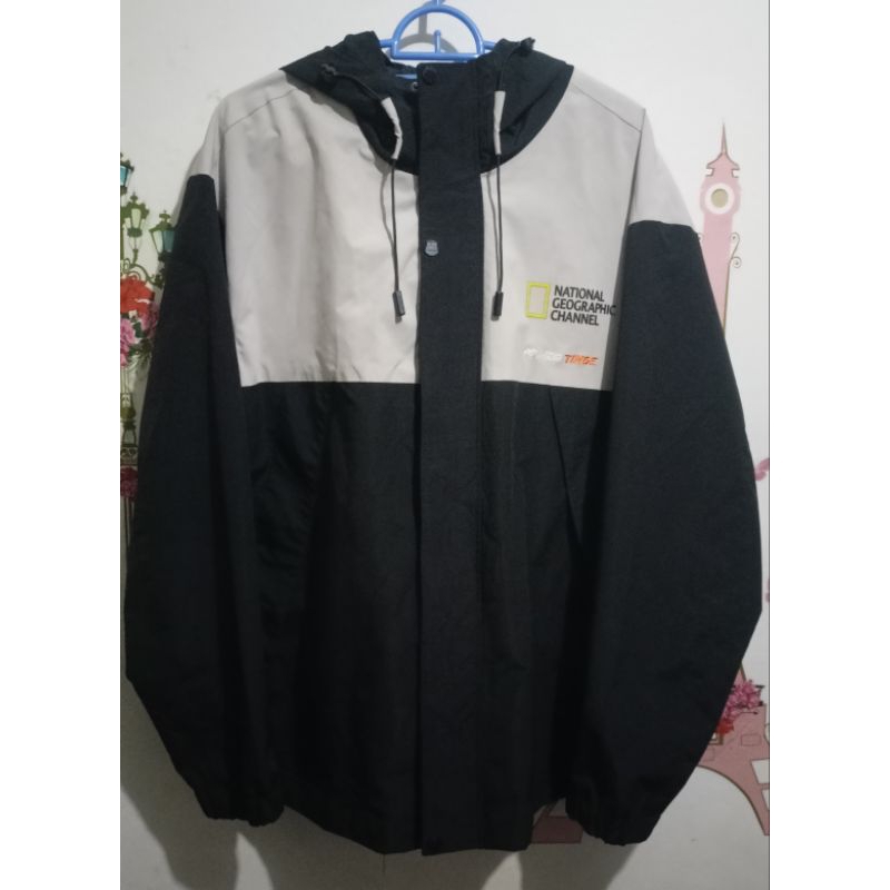 Jaket Outdoor National Geographic