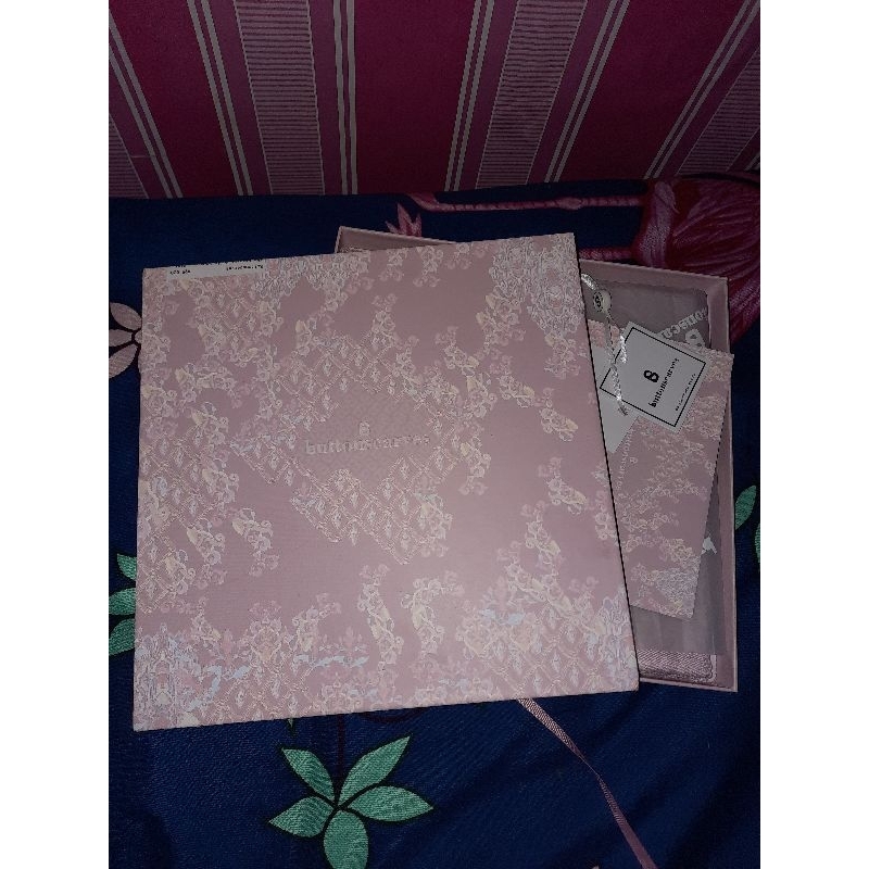 Buttonscarves Granada Pink Mist