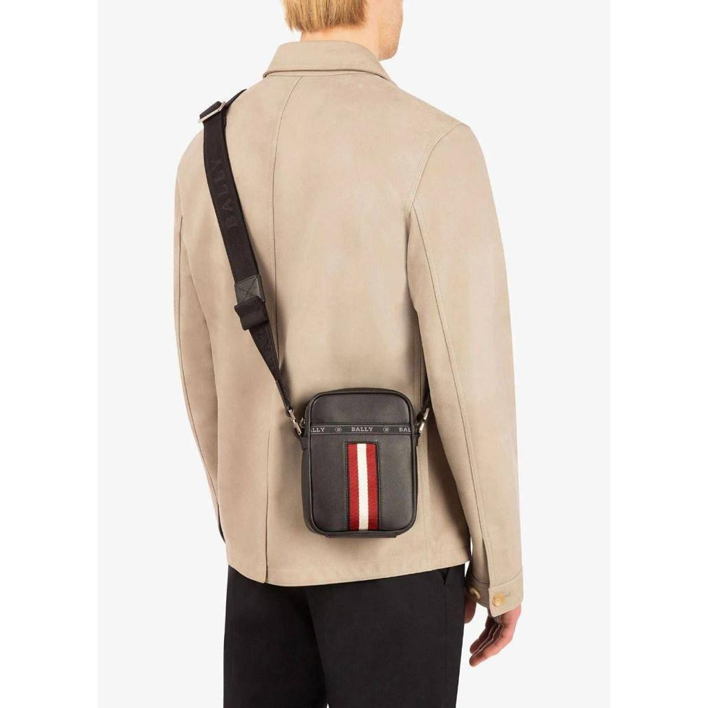 BALLY Men Heyot Messenger Crossbody Bag in Black