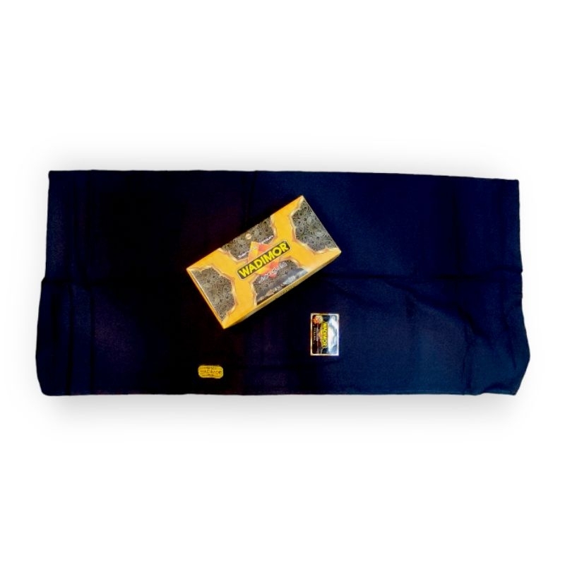 Sarung wadimor polos dewasa hitam putih-GOLD